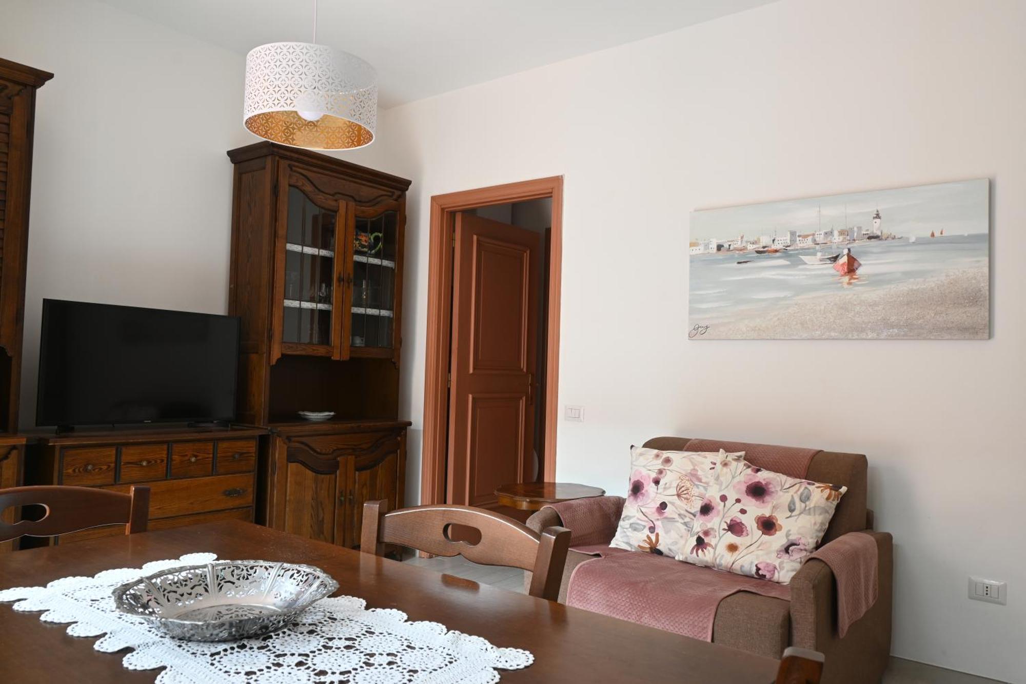 N080 - Numana, Bilocale Con Terrazzo In Centro Apartment Sirolo Bagian luar foto